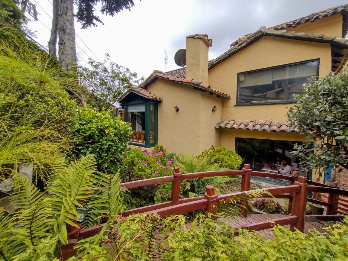 Foto 1 de 17: Casa en Bosque Pinos, Bogotá D.C.