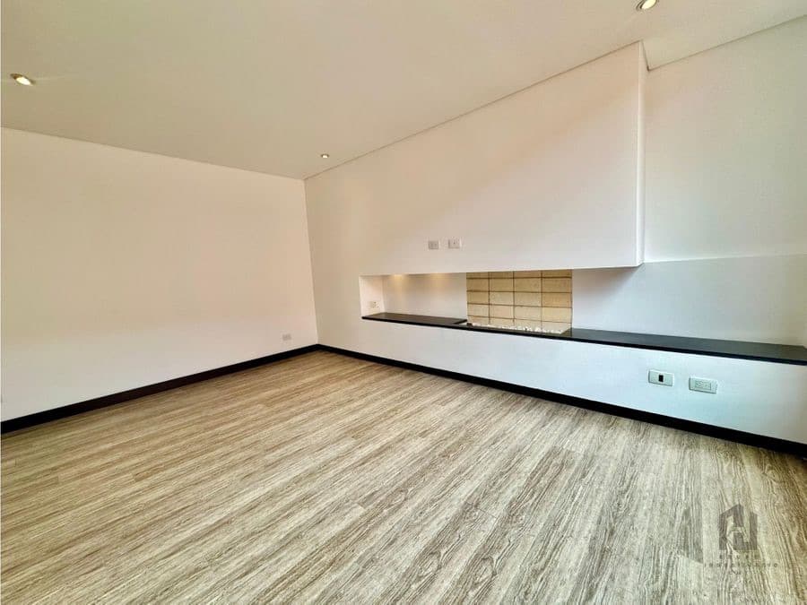 Foto 7 de 20: Apartamento en Los Rosales, Bogotá D.C.