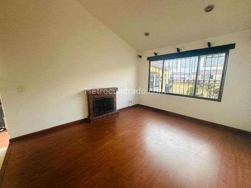 Foto 9 de 10: Casa en Villa Del Prado, Bogotá D.C.