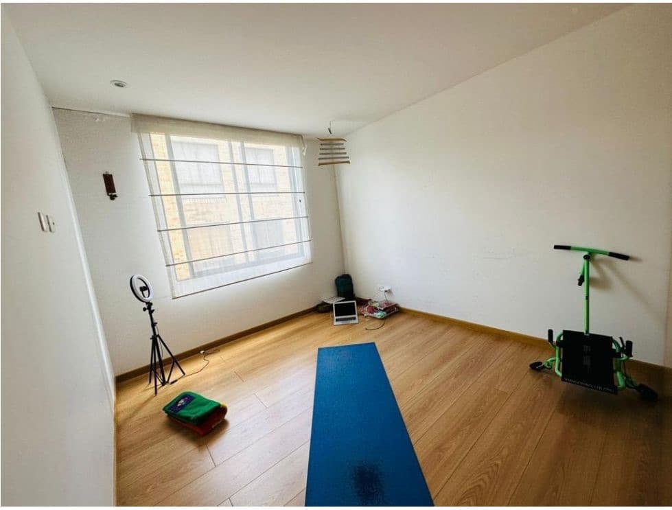 Foto 8 de 10: Apartamento en Molinos Norte, Bogotá D.C.