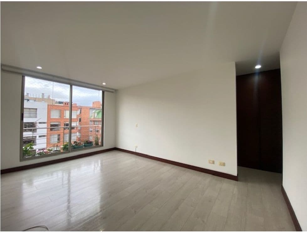 Foto 3 de 16: Apartamento en San Patricio, Bogotá D.C.