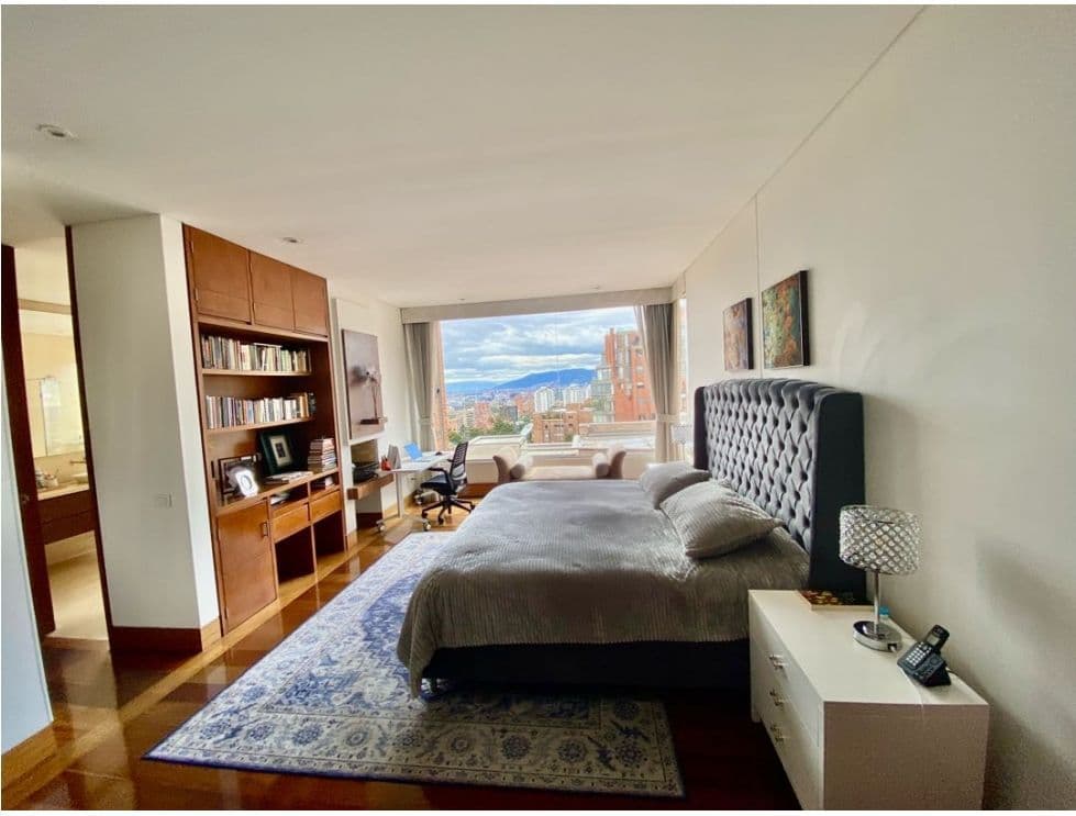 Foto 4 de 16: Apartamento en Los Rosales, Bogotá D.C.