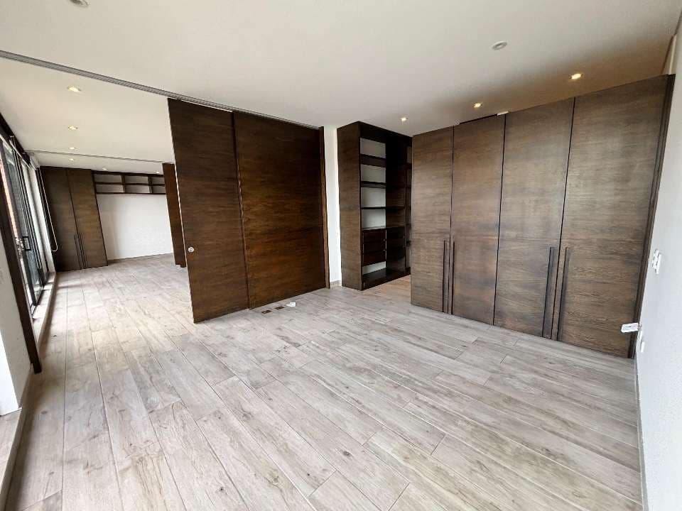 Foto 7 de 14: Apartamento en Los Rosales, Bogotá D.C.