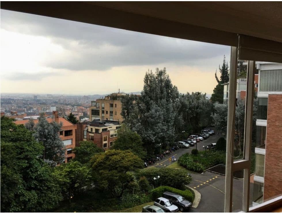 Foto 2 de 20: Apartamento en Los Rosales, Bogotá D.C.