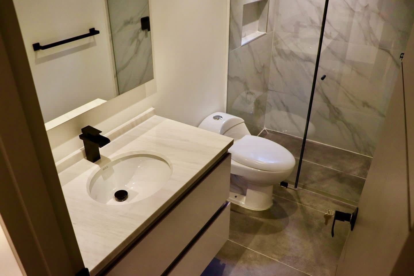 Foto 8 de 11: Apartamento en Los Rosales, Bogotá D.C.