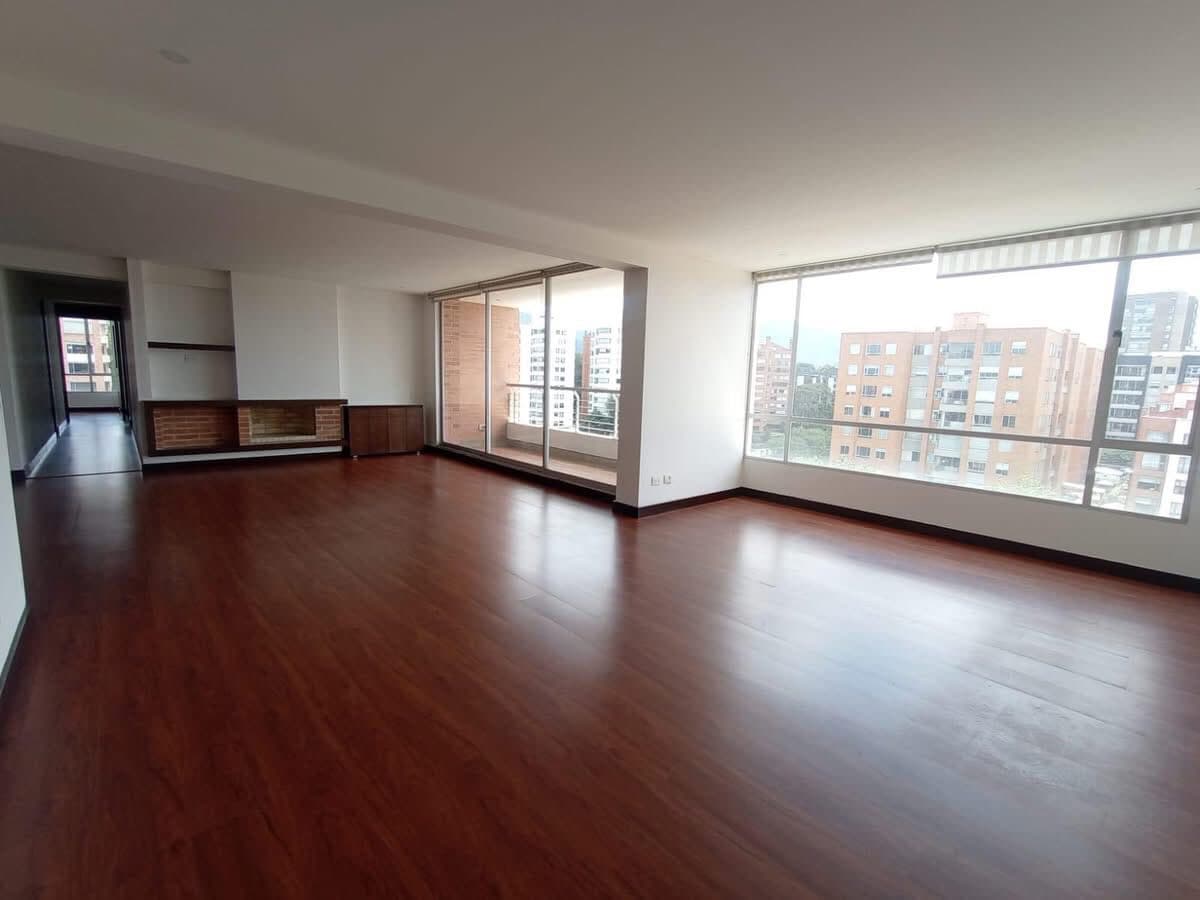 Foto 1 de 18: Apartamento en Prados De La Calleja, Bogotá D.C.