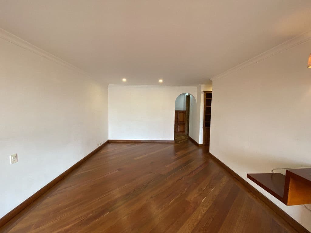 Foto 2 de 11: Apartamento en Los Rosales, Bogotá D.C.