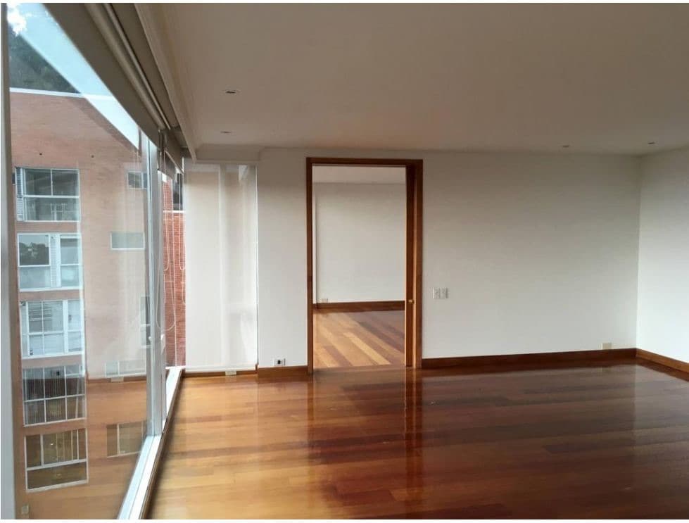 Foto 2 de 18: Apartamento en Los Rosales, Bogotá D.C.