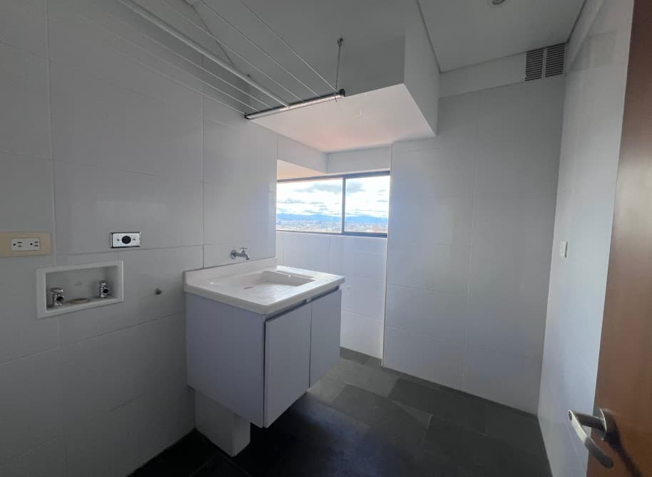 Foto 9 de 9: Apartamento en Los Rosales, Bogotá D.C.