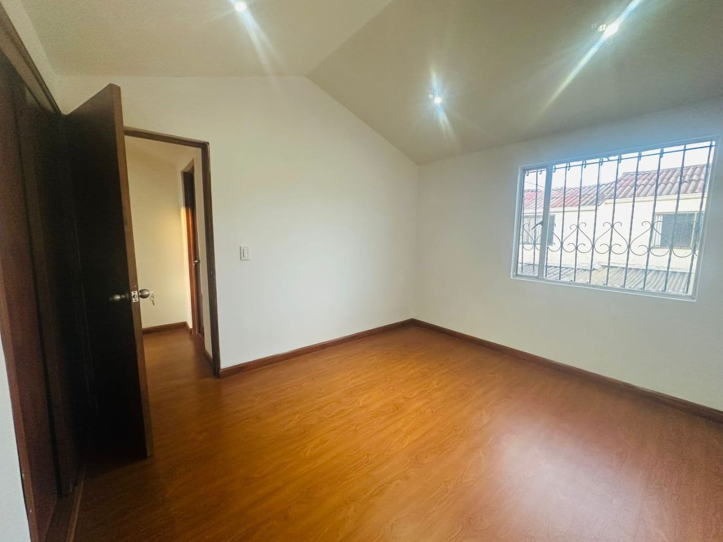 Foto 3 de 20: Casa en Villa Del Prado, Bogotá D.C.