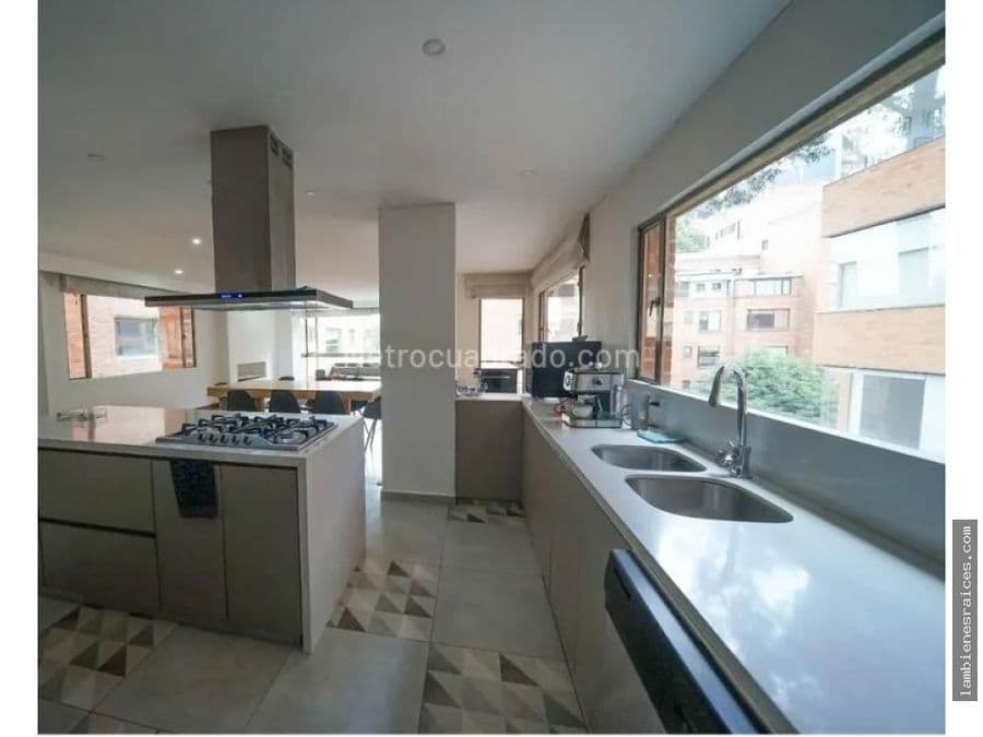 Foto 4 de 15: Apartamento en Los Rosales, Bogotá D.C.