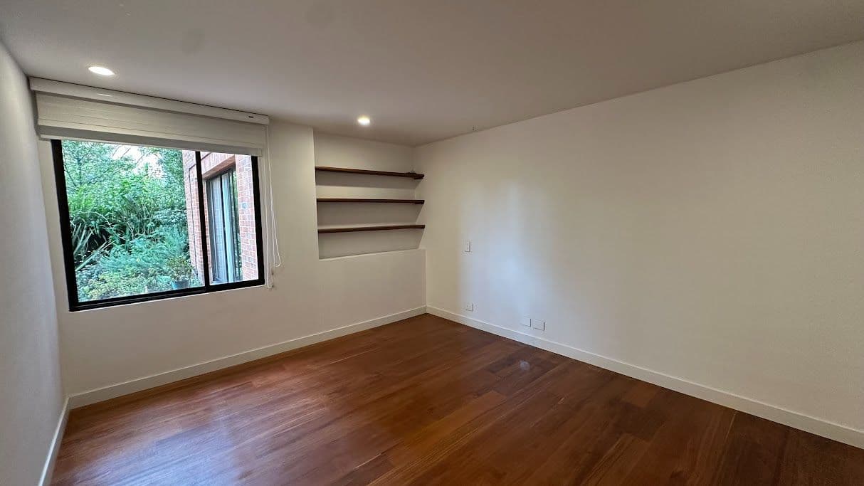 Foto 10 de 16: Apartamento en Cerros De Santa Bárbara, Bogotá D.C.