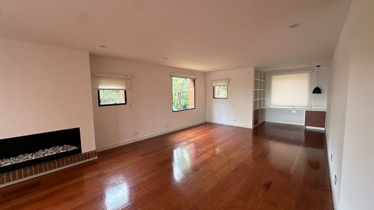 Foto 7 de 16: Apartamento en Cerros De Santa Bárbara, Bogotá D.C.