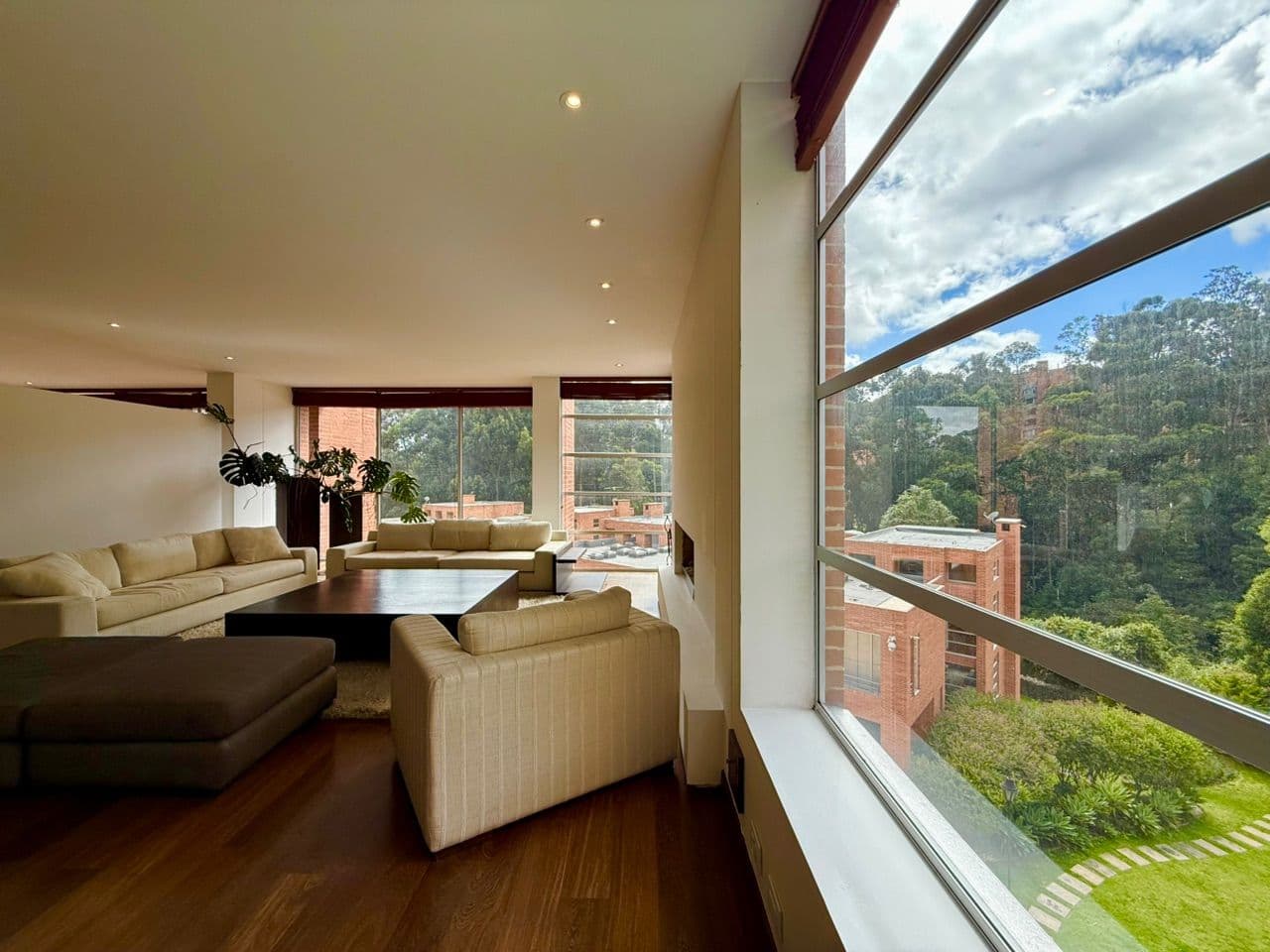 Foto 3 de 10: Casa en Ciudadela Real, Bogotá D.C.