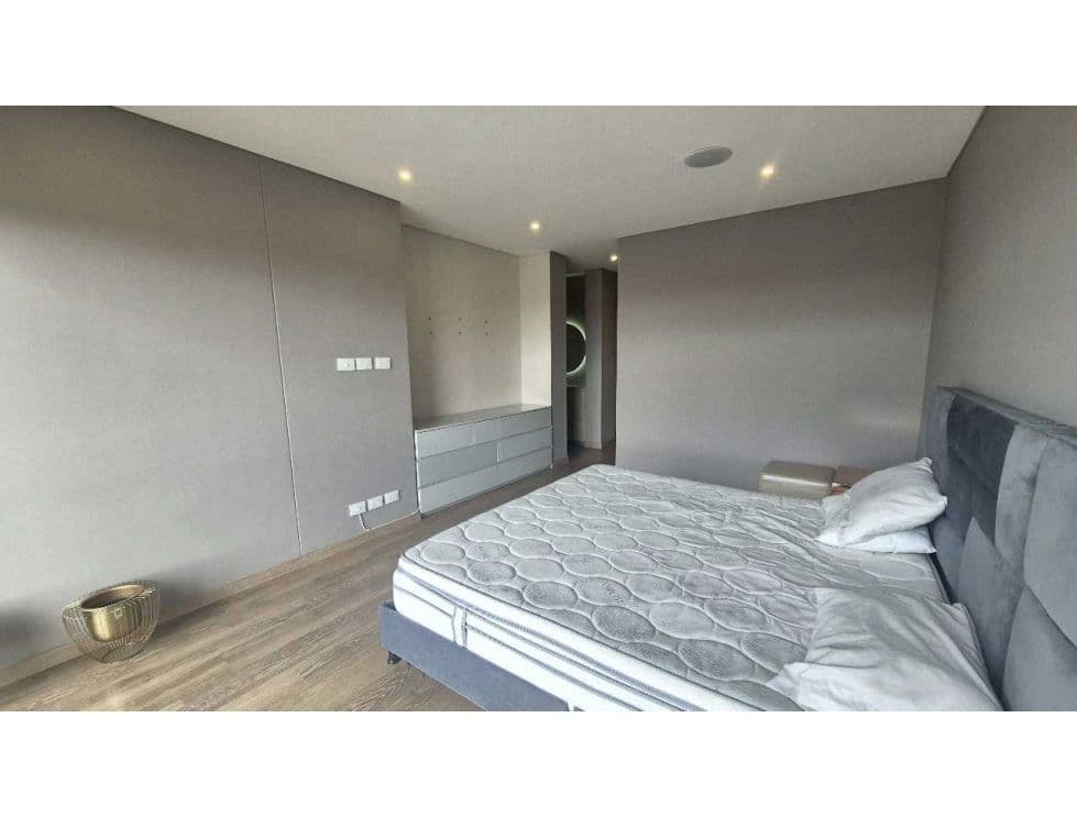 Foto 3 de 18: Apartamento en Los Rosales, Bogotá D.C.