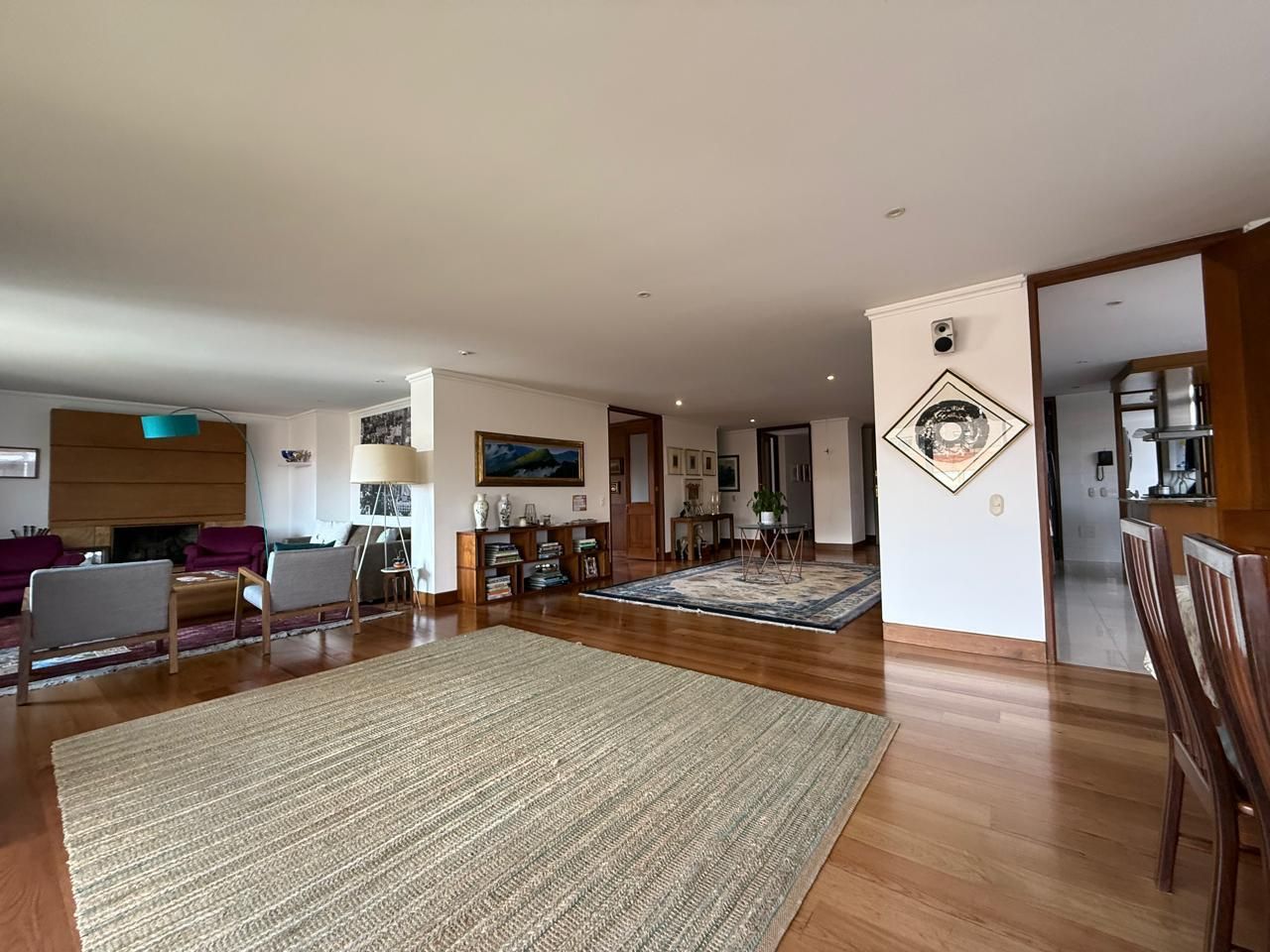 Apartamento arriendo en La Carolina, Bogotá D.C.