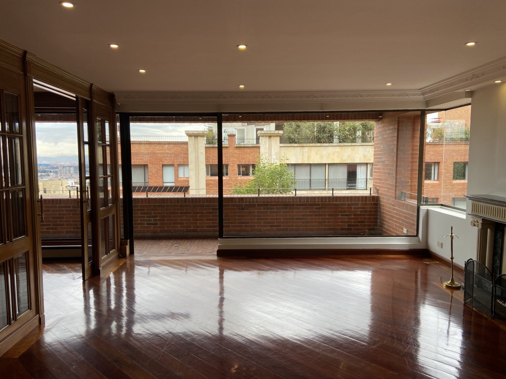Apartamento venta en Los Rosales, Bogotá D.C.