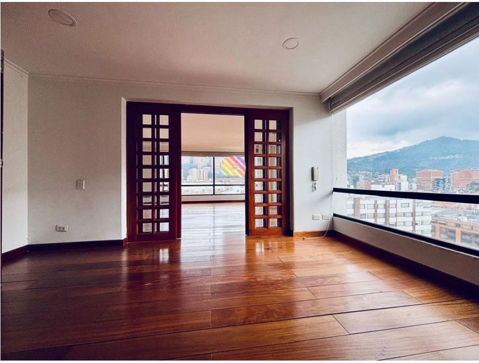 Apartamento arriendo en Santa Bárbara Central, Bogotá D.C.