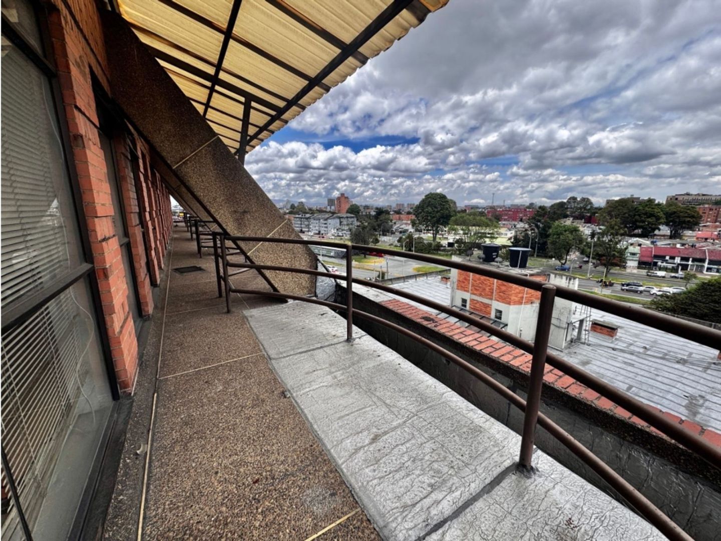 Foto 18 de 20: Edificio De Oficinas en Antiguo Country, Bogotá D.C.