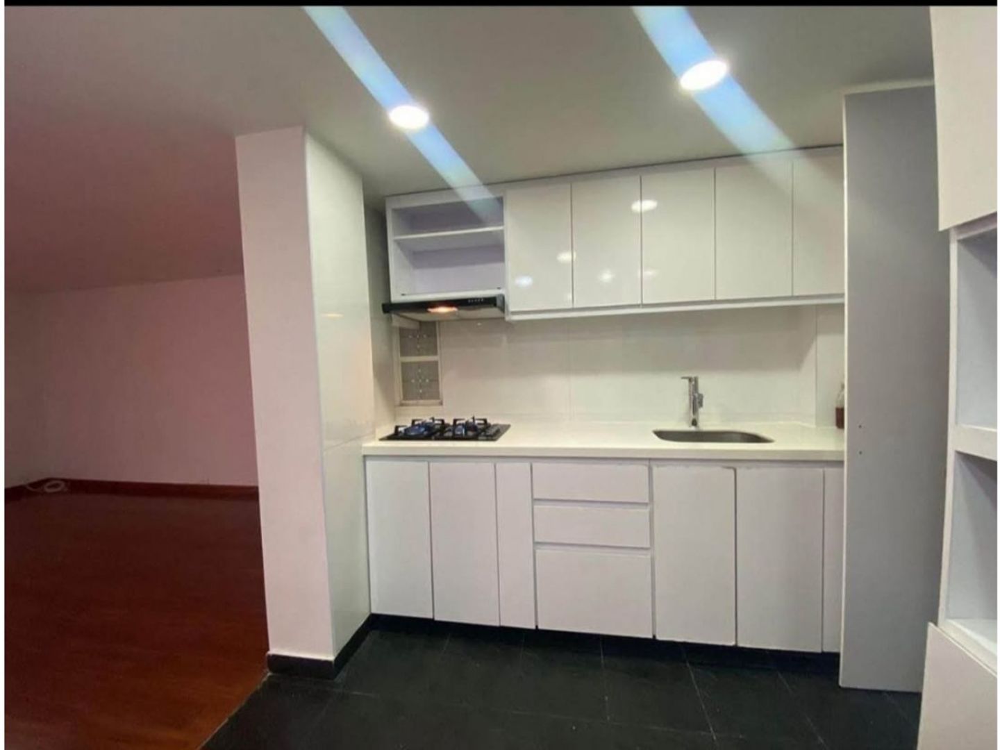 Foto 3 de 10: Apartamento en Emaús, Bogotá D.C.