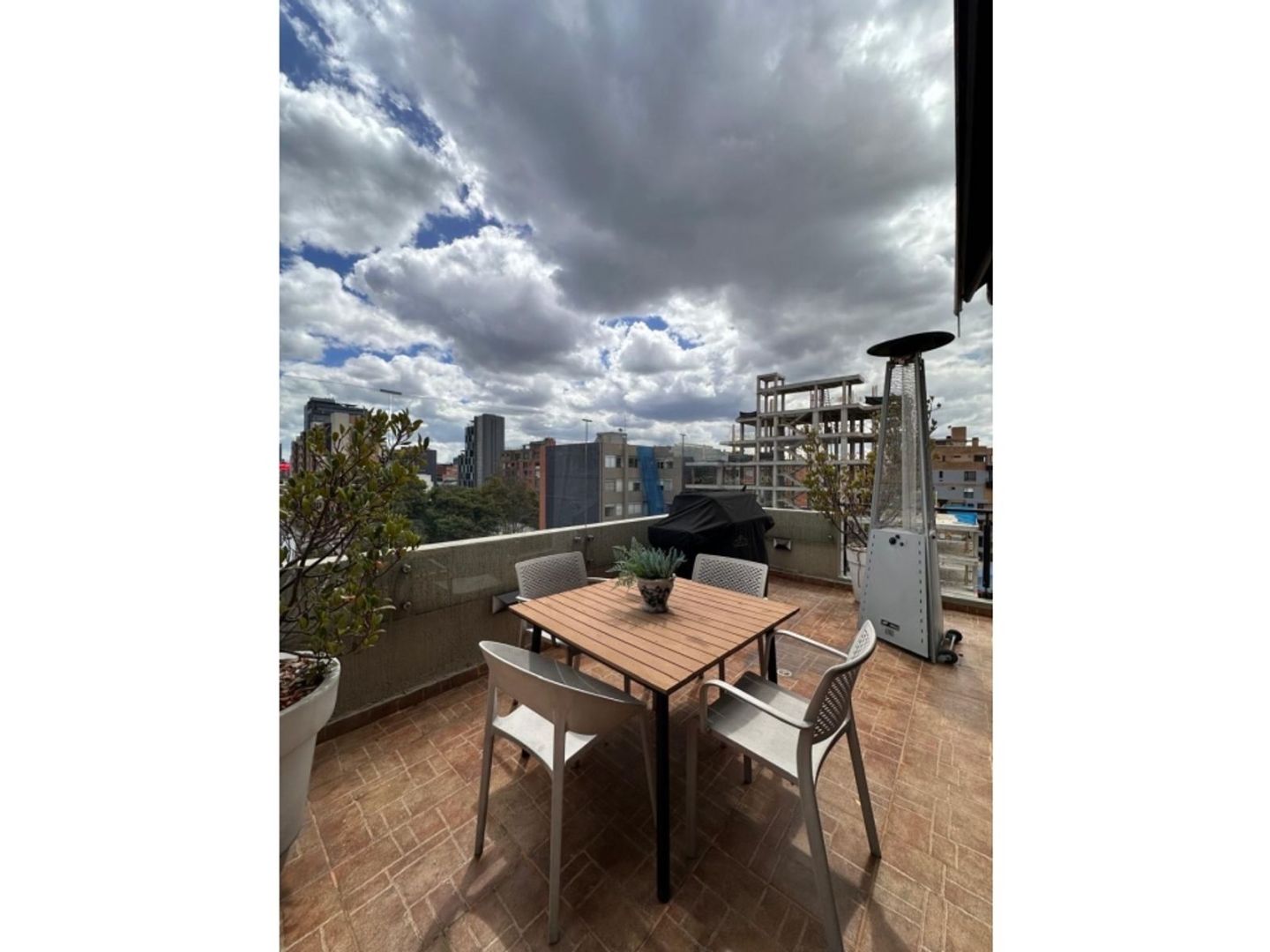 Foto 1 de 11: Apartamento en San Patricio, Bogotá D.C.