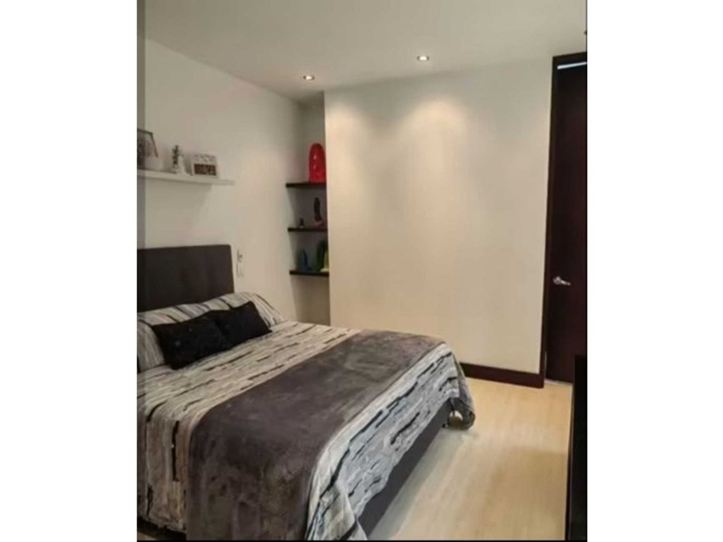 Foto 13 de 20: Apartamento en San Patricio, Bogotá D.C.