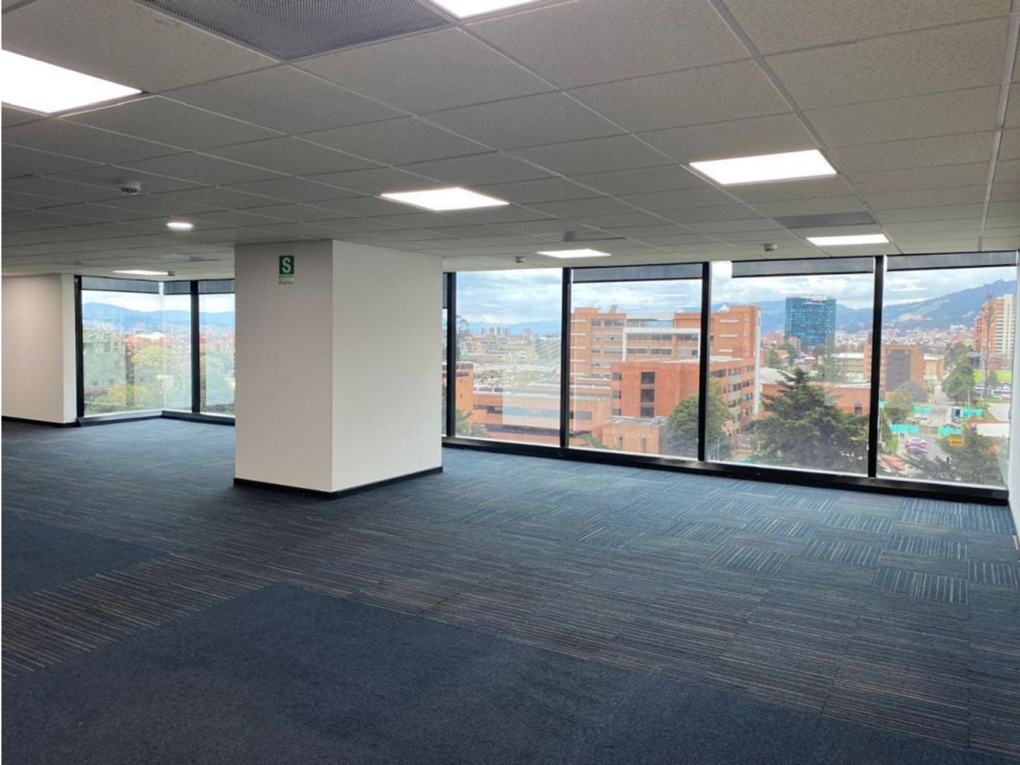 Foto 12 de 14: Oficina en Chicó Norte, Bogotá D.C.