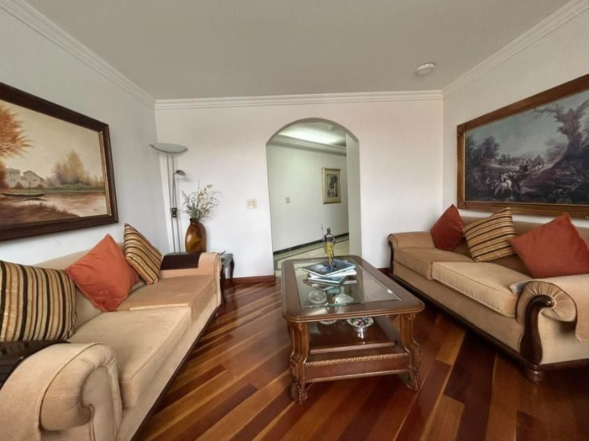 Foto 4 de 11: Apartamento en Santa Bárbara Central, Bogotá D.C.