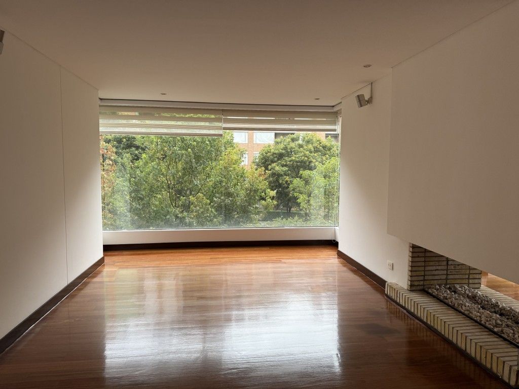 Foto 3 de 20: Apartamento en Cedro Salazar, Bogotá D.C.