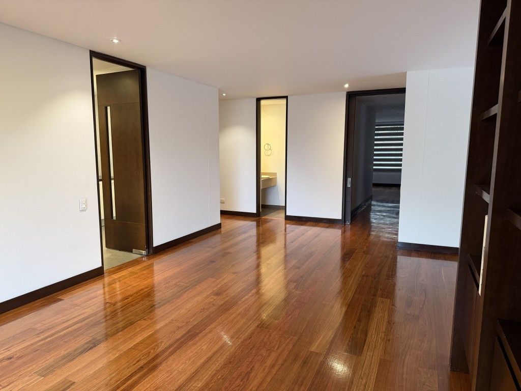 Foto 5 de 20: Apartamento en Cedro Salazar, Bogotá D.C.