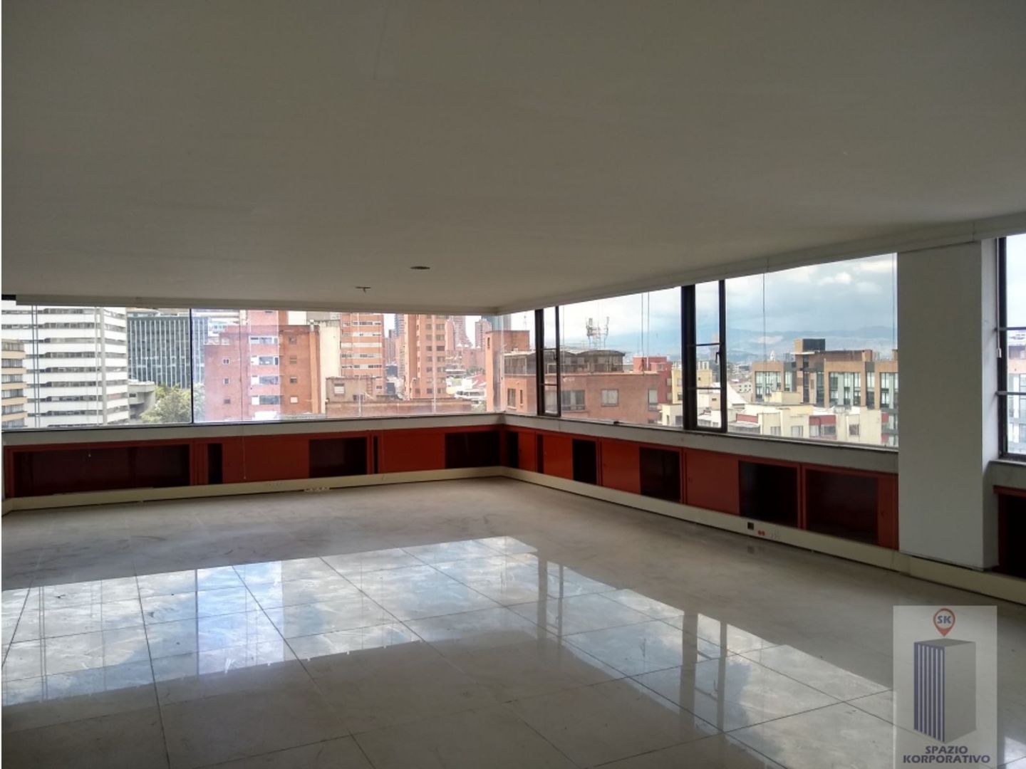 Foto 10 de 16: Oficina en Sagrado Corazon, Bogotá D.C.