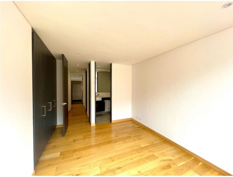 Foto 8 de 15: Apartamento en Molinos Norte, Bogotá D.C.