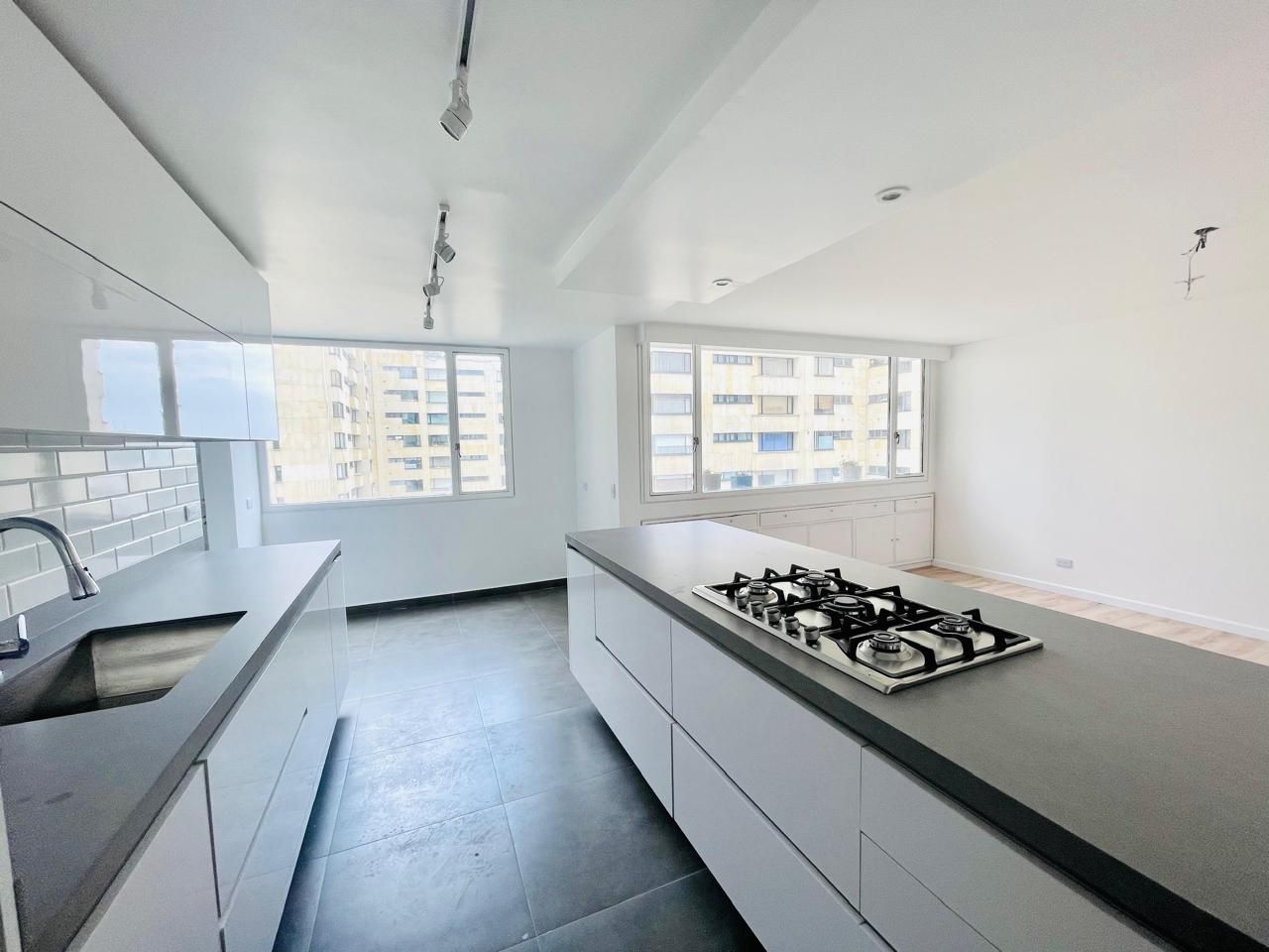 Foto 4 de 6: Apartamento en Bellavista, Bogotá D.C.