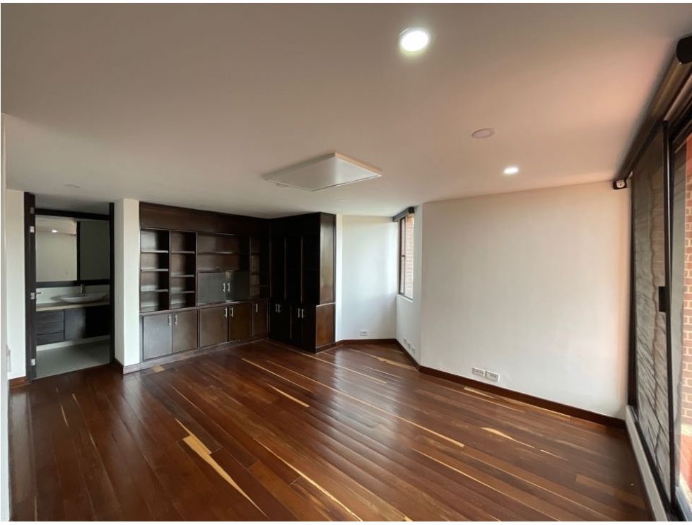 Foto 5 de 20: Apartamento en Los Rosales, Bogotá D.C.