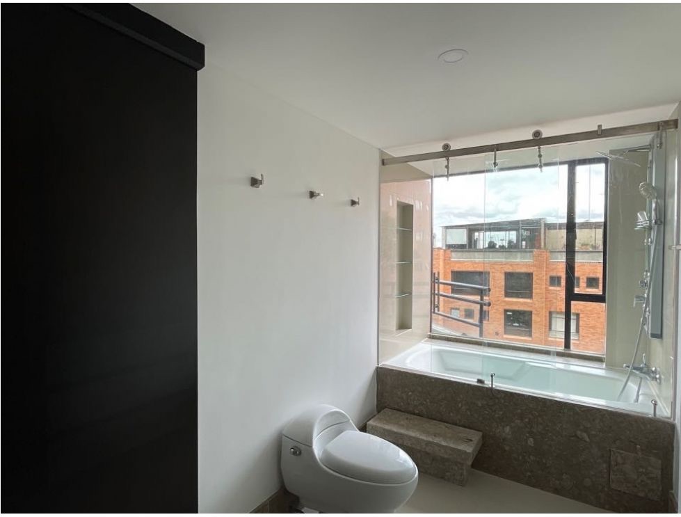 Foto 14 de 20: Apartamento en Los Rosales, Bogotá D.C.