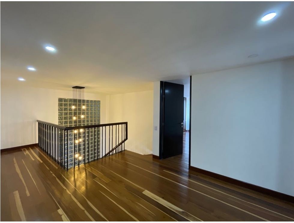 Foto 3 de 20: Apartamento en Los Rosales, Bogotá D.C.