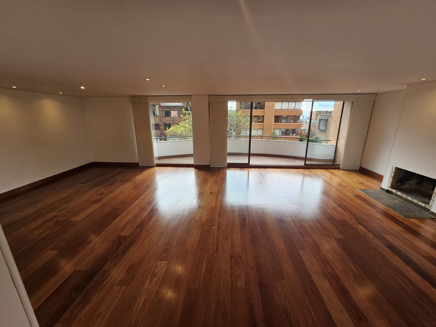 Foto 1 de 6: Apartamento en Los Rosales, Bogotá D.C.