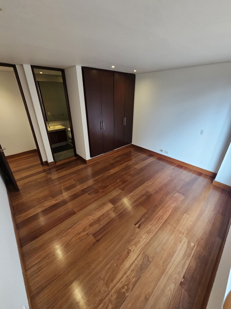 Foto 17 de 20: Apartamento en Los Rosales, Bogotá D.C.