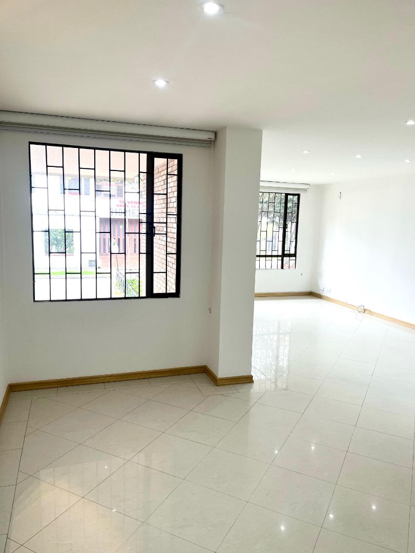 Foto 12 de 15: Apartamento en El Contador   Edif Portugal Ix, Bogotá D.C.