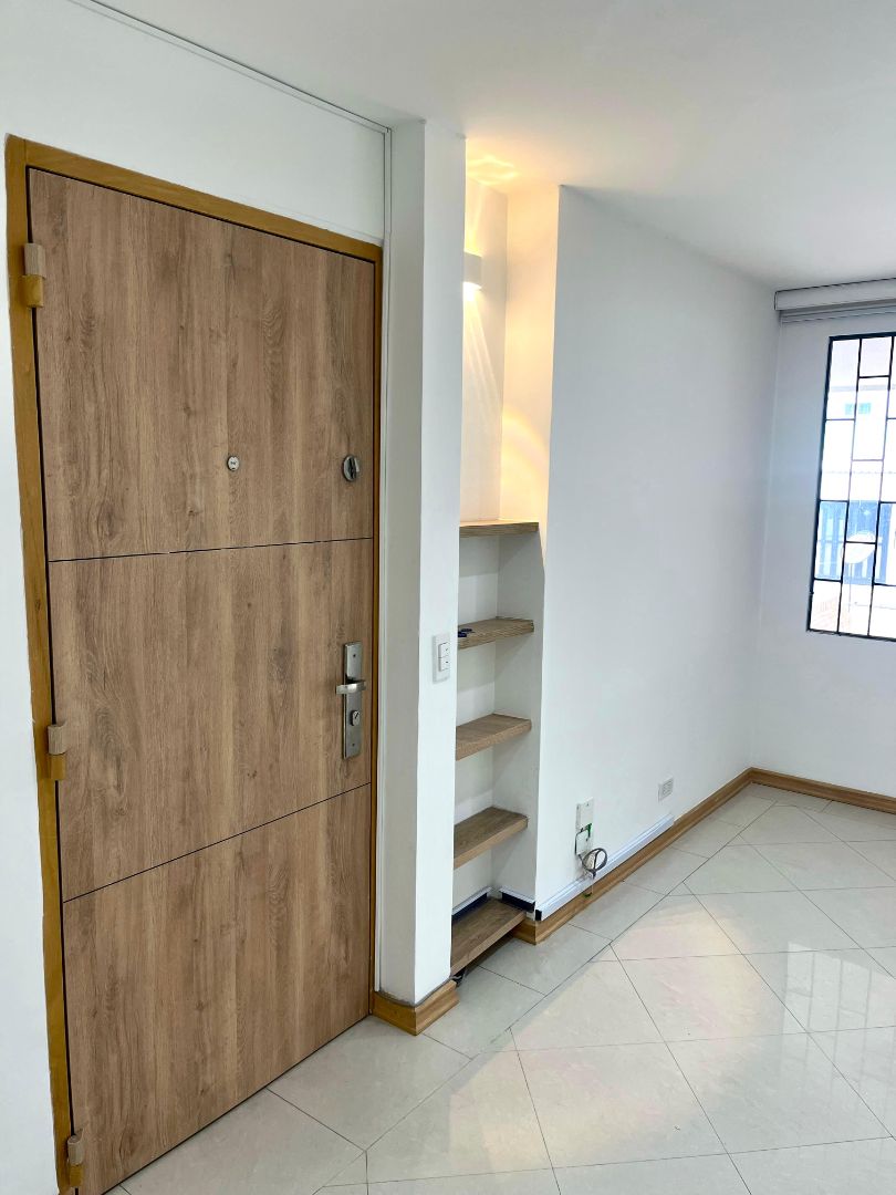 Foto 2 de 15: Apartamento en El Contador   Edif Portugal Ix, Bogotá D.C.