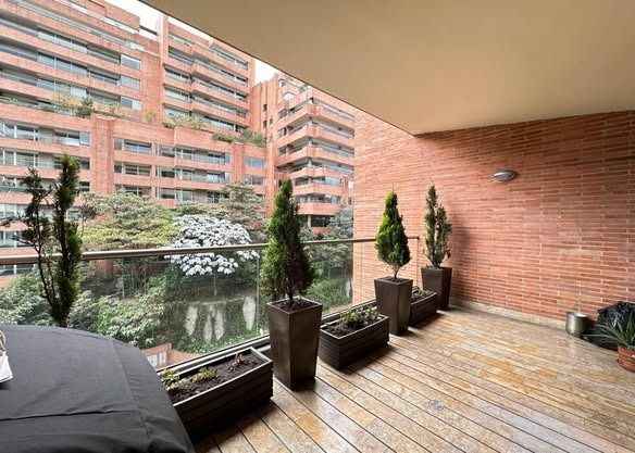 Foto 3 de 20: Apartamento en Los Rosales, Bogotá D.C.