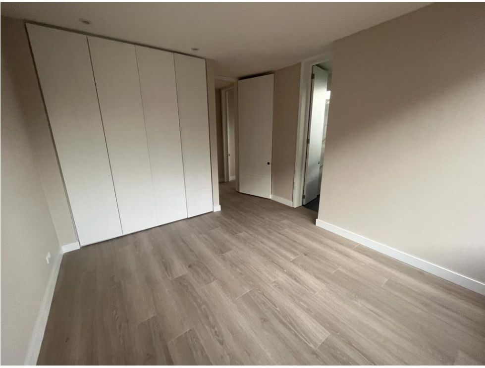 Foto 9 de 18: Apartamento en Los Rosales, Bogotá D.C.