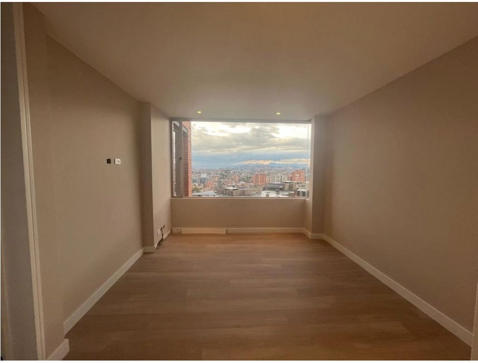 Foto 10 de 18: Apartamento en Los Rosales, Bogotá D.C.