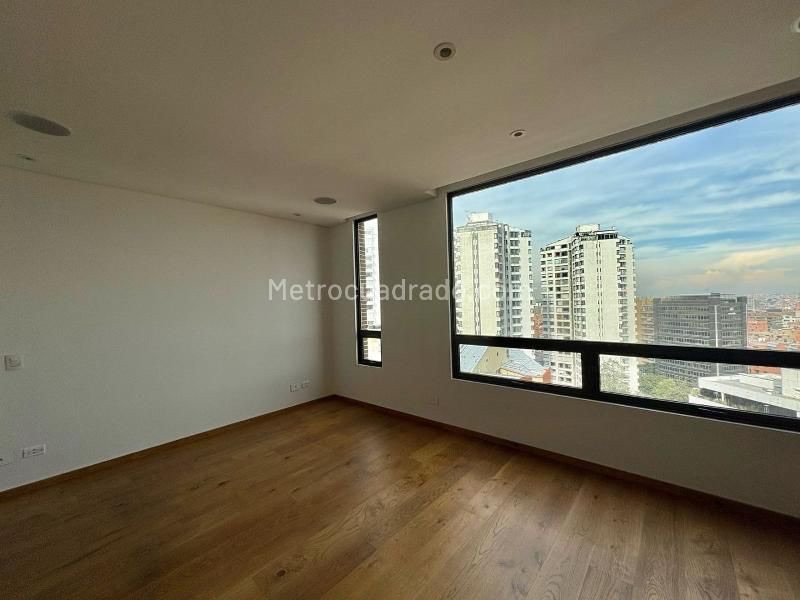 Foto 15 de 20: Apartamento en Los Rosales, Bogotá D.C.