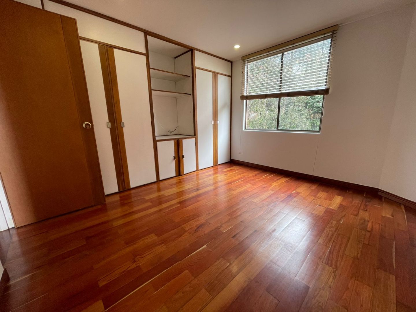 Foto 10 de 16: Apartamento en Los Rosales Emaús, Bogotá D.C.