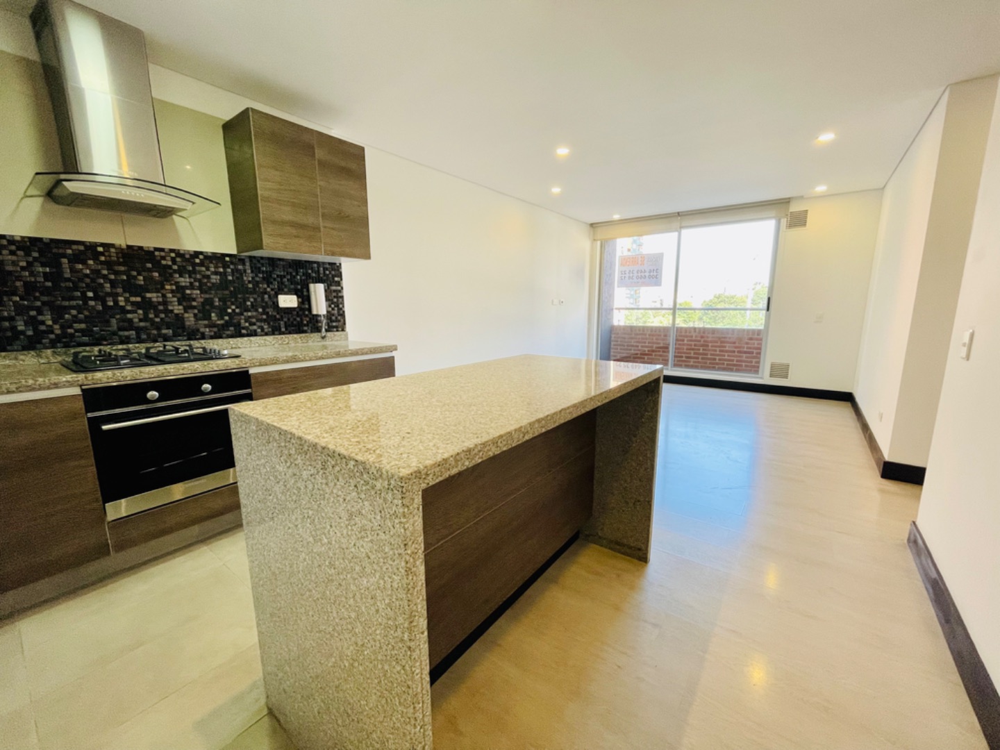 Foto 3 de 20: Apartamento en Las Acasias, Bogotá D.C.