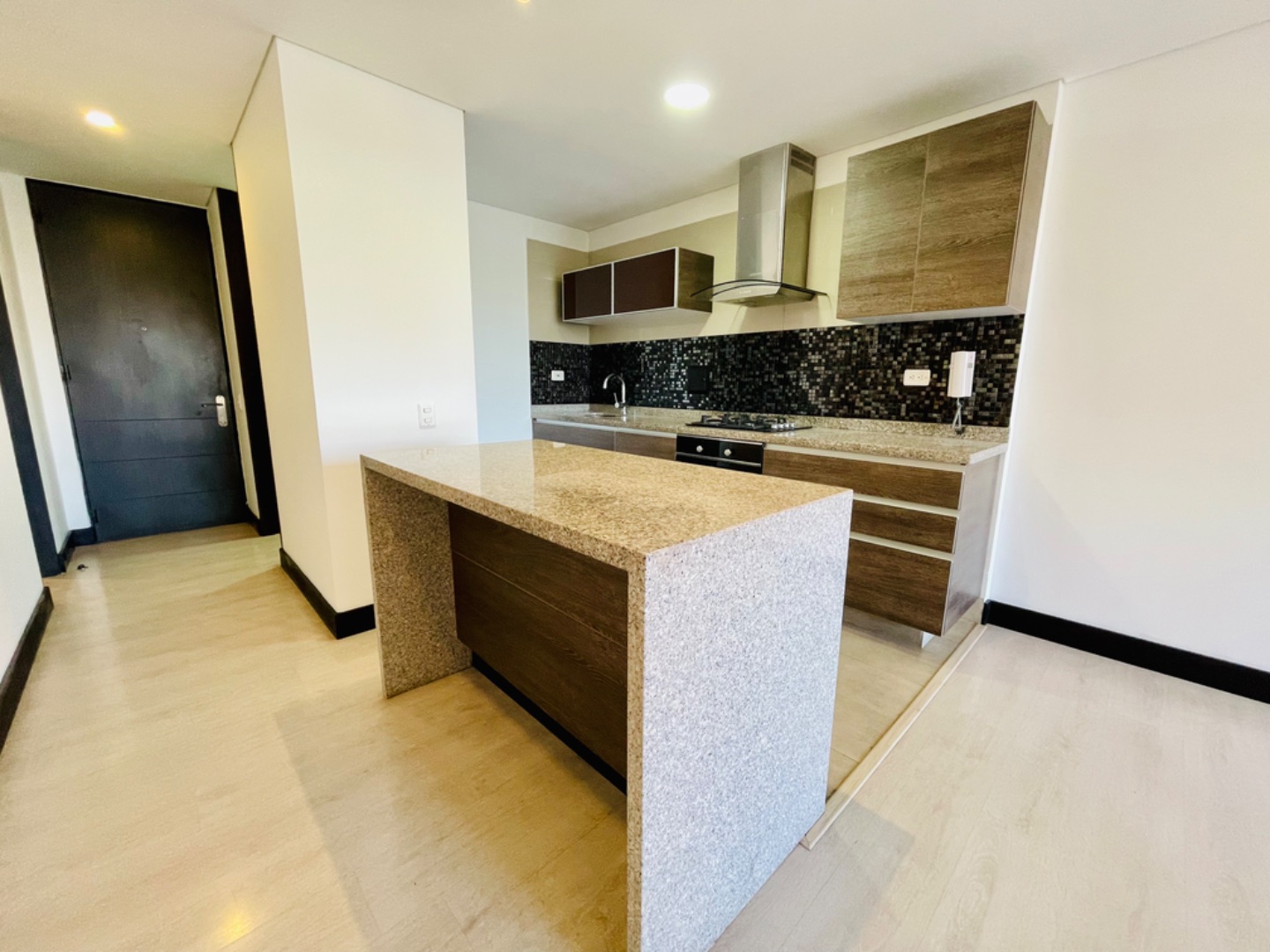 Foto 2 de 20: Apartamento en Las Acasias, Bogotá D.C.