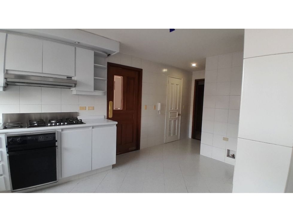 Foto 4 de 10: Apartamento en Santa Bárbara Occidental, Bogotá D.C.