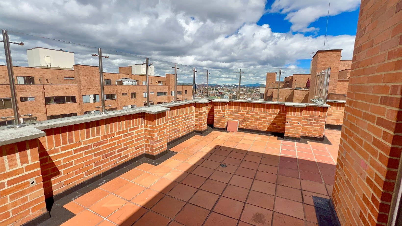 Foto 3 de 6: Apartamento en Santa Ana Occidental, Bogotá D.C.