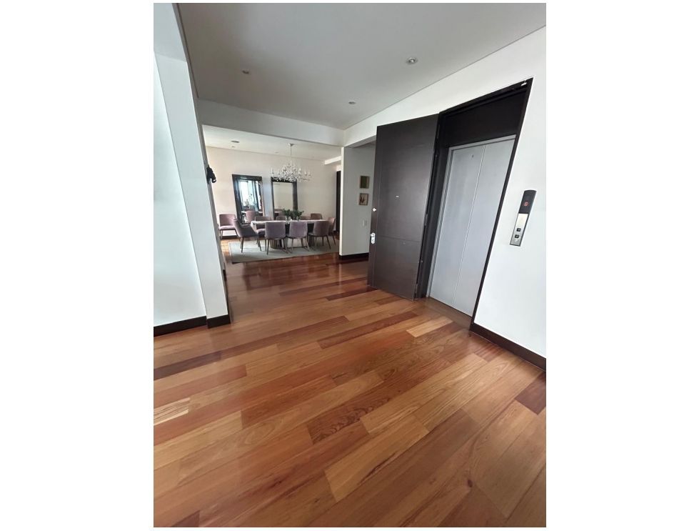Foto 10 de 18: Apartamento en Los Rosales, Bogotá D.C.